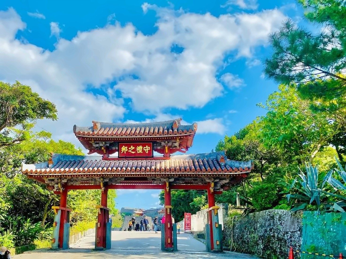 La porte Shureimon du château de Shuri, à Okinawa